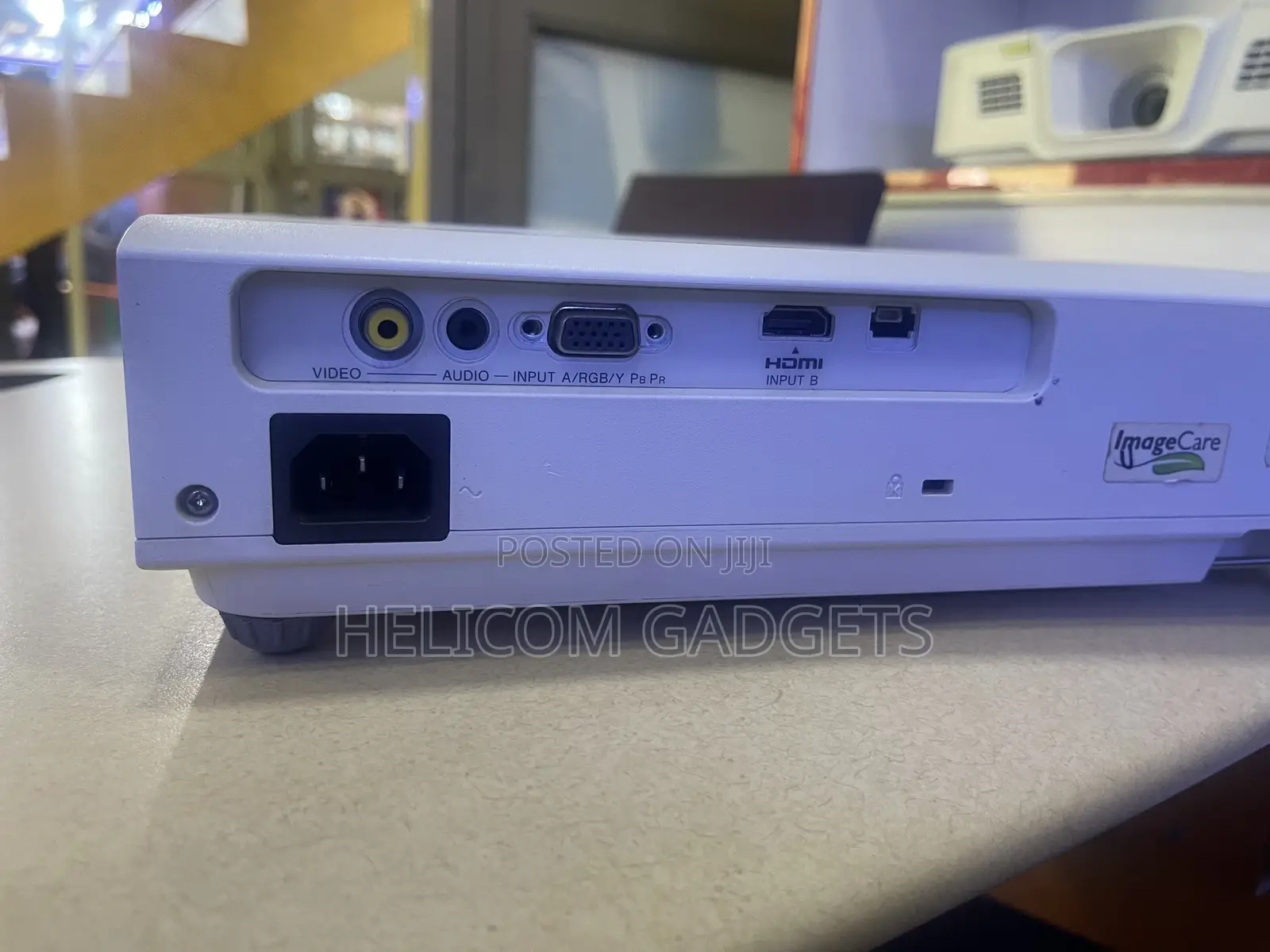 SONY VPL Dx 100 HD Projector