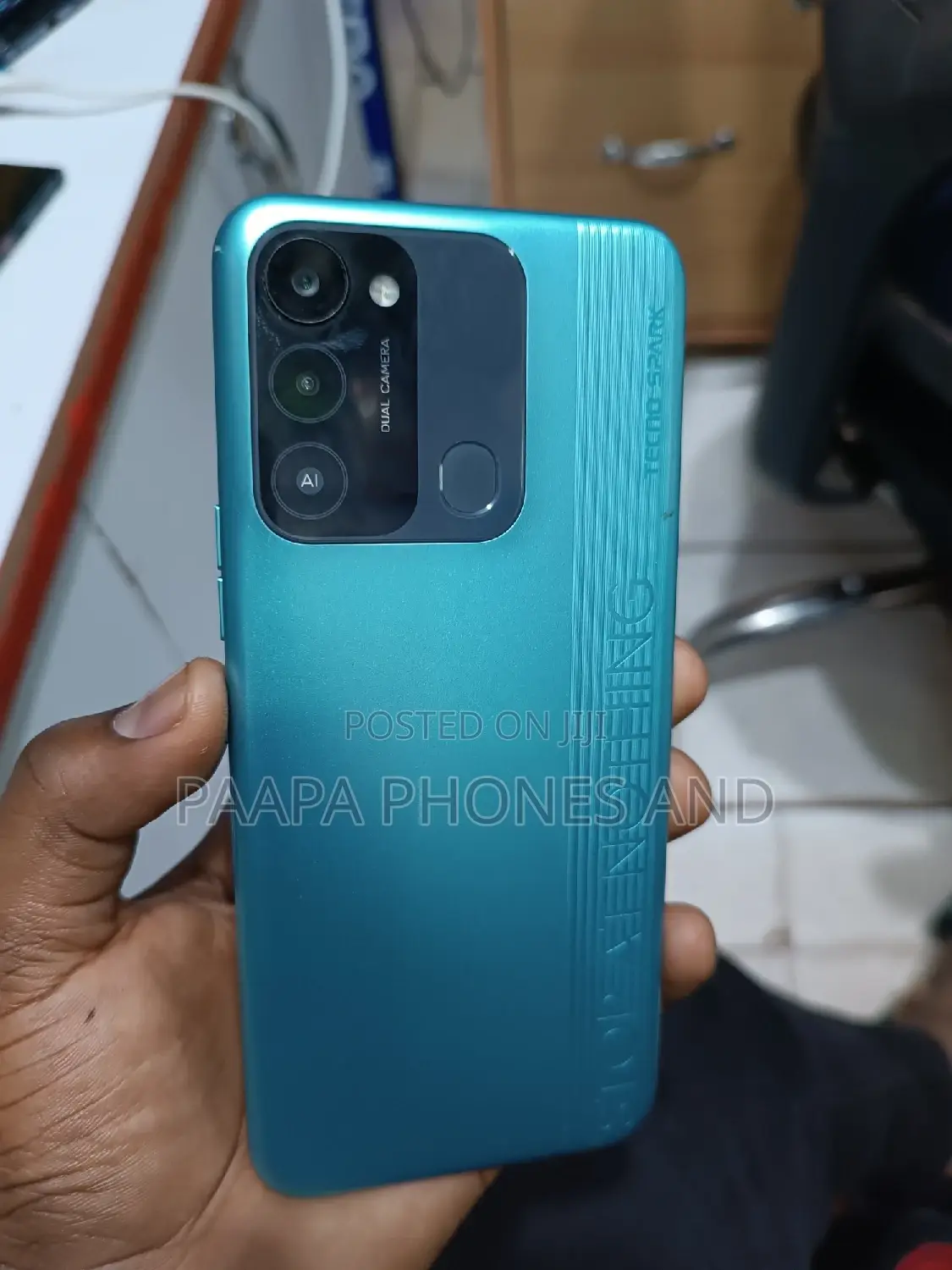 Tecno Spark 8C 64 GB Blue