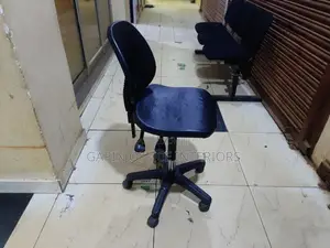 Simple Secretarial Chair