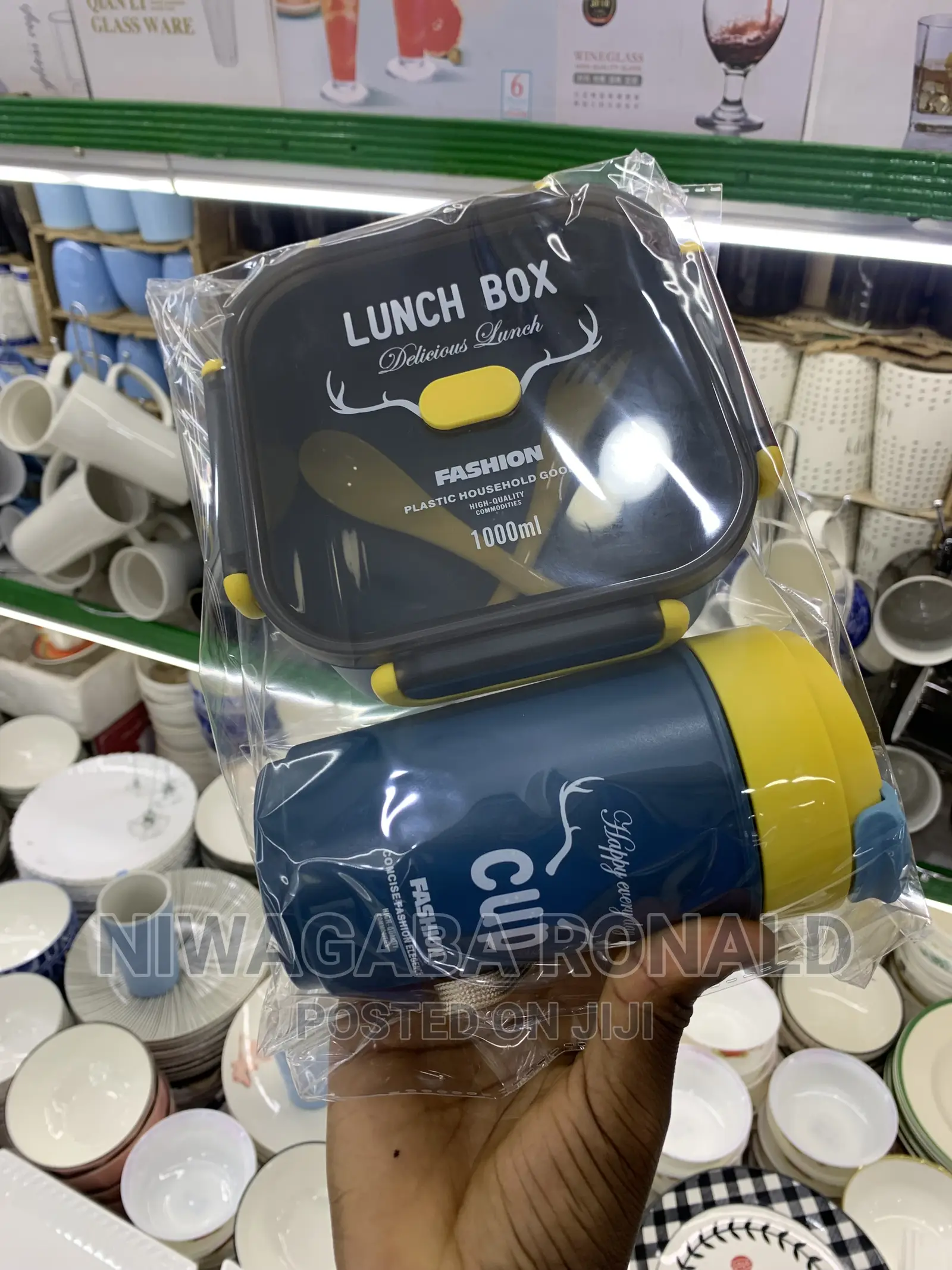 Bottle Container With Forks Spoon