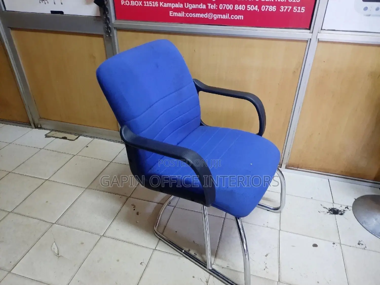 Visitor Blue Chairs 3 Pieces