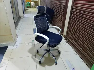 OFFICE Mesh Back With Headrest