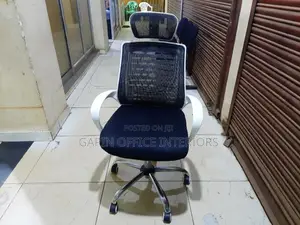 OFFICE Mesh Back With Headrest