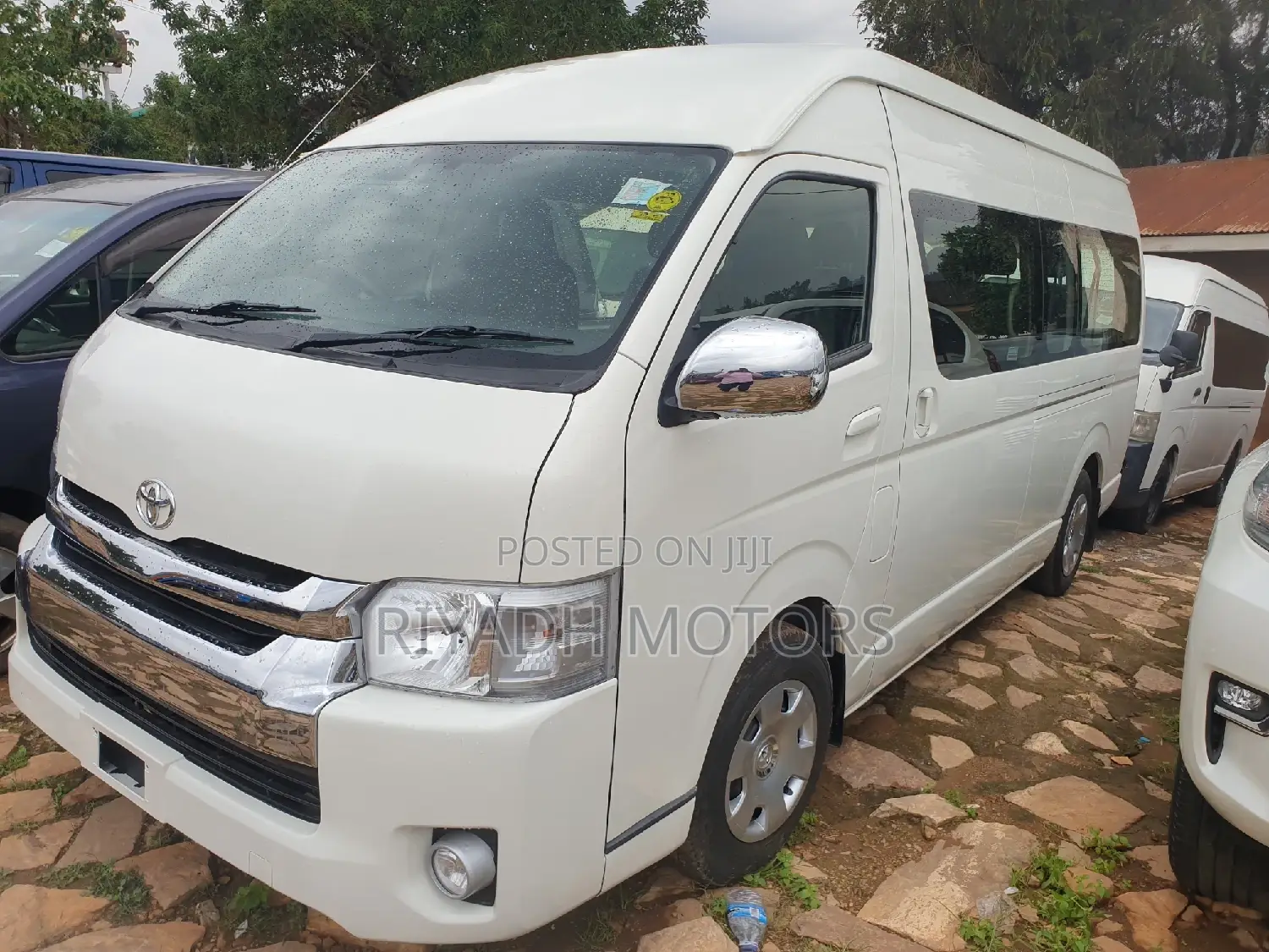 Toyota HiAce 2020 White