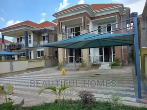 Furnished 6bdrm Duplex in Kyanja Tarmack, Nakawa for sale