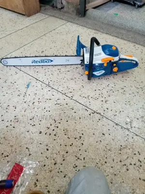 Chain Saw Machine