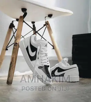 New J1 Low Dunk White X Black