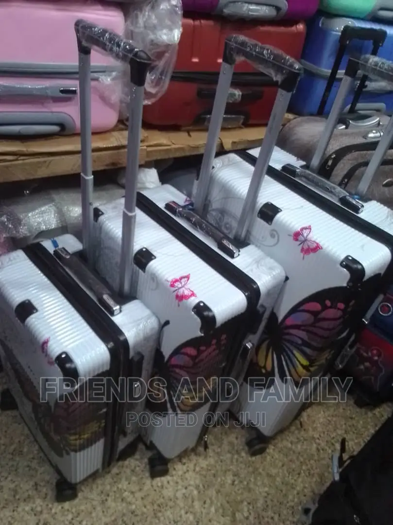 Butterfly Plastic Suitcase Full Set