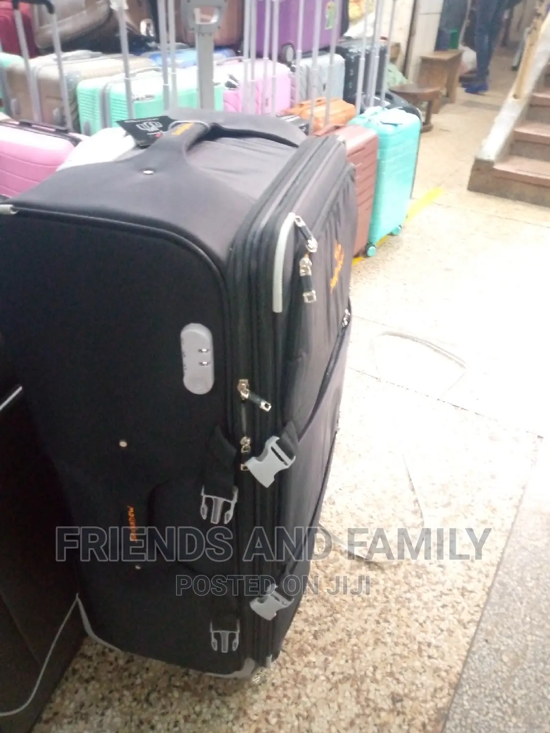 Sandysnow Suitcase