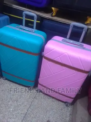 Nice Plastic Suitcase Full Set