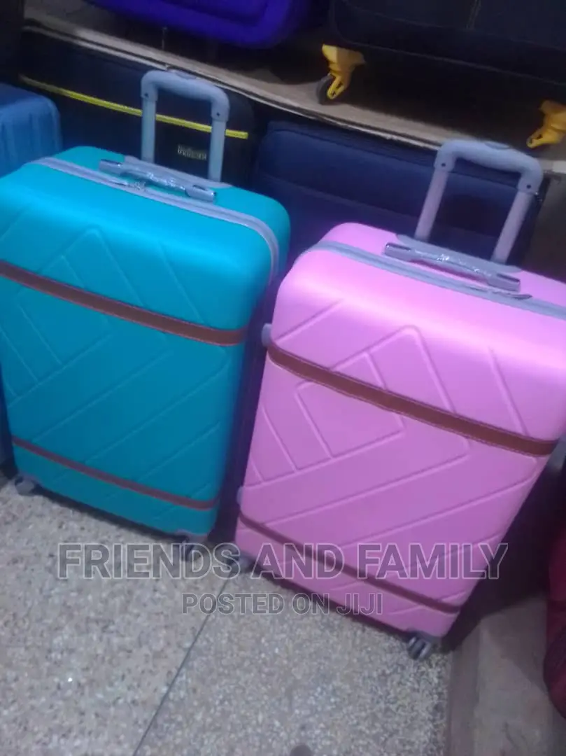 Nice Plastic Suitcase Full Set