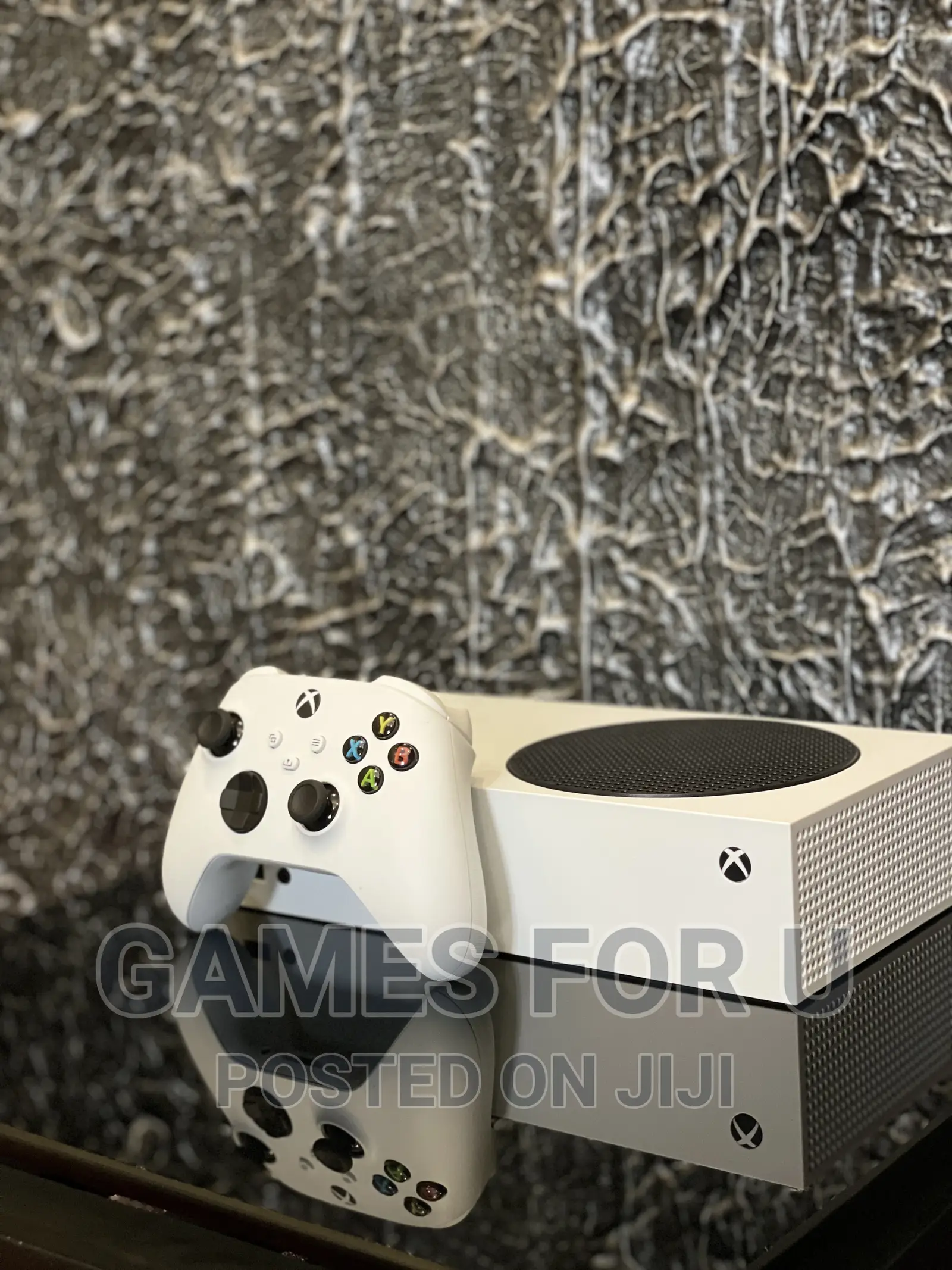 Xbox Series S Console .