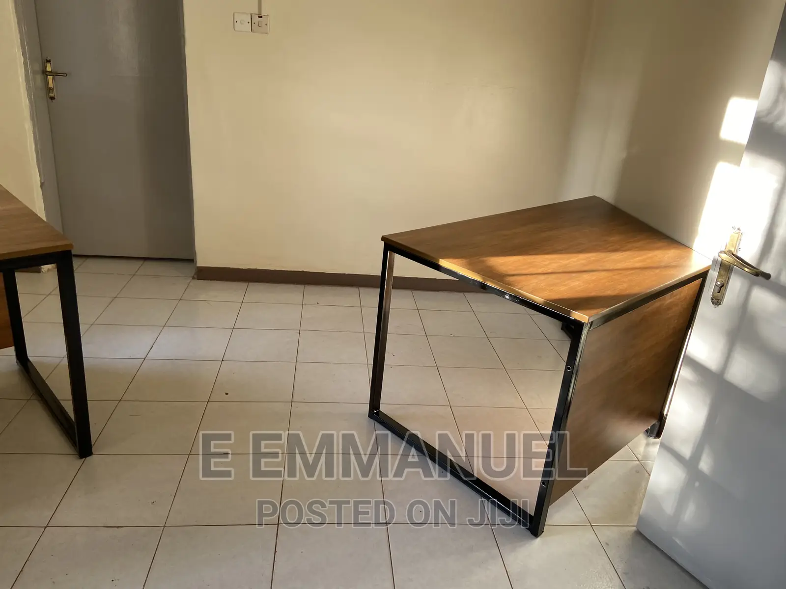Customised Office Tables/Desks