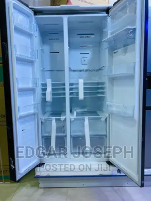 670L Hisense Refrigerator With Water Dispenser