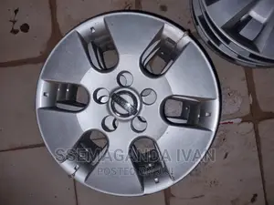 Nissan Wheel Caps Size 15