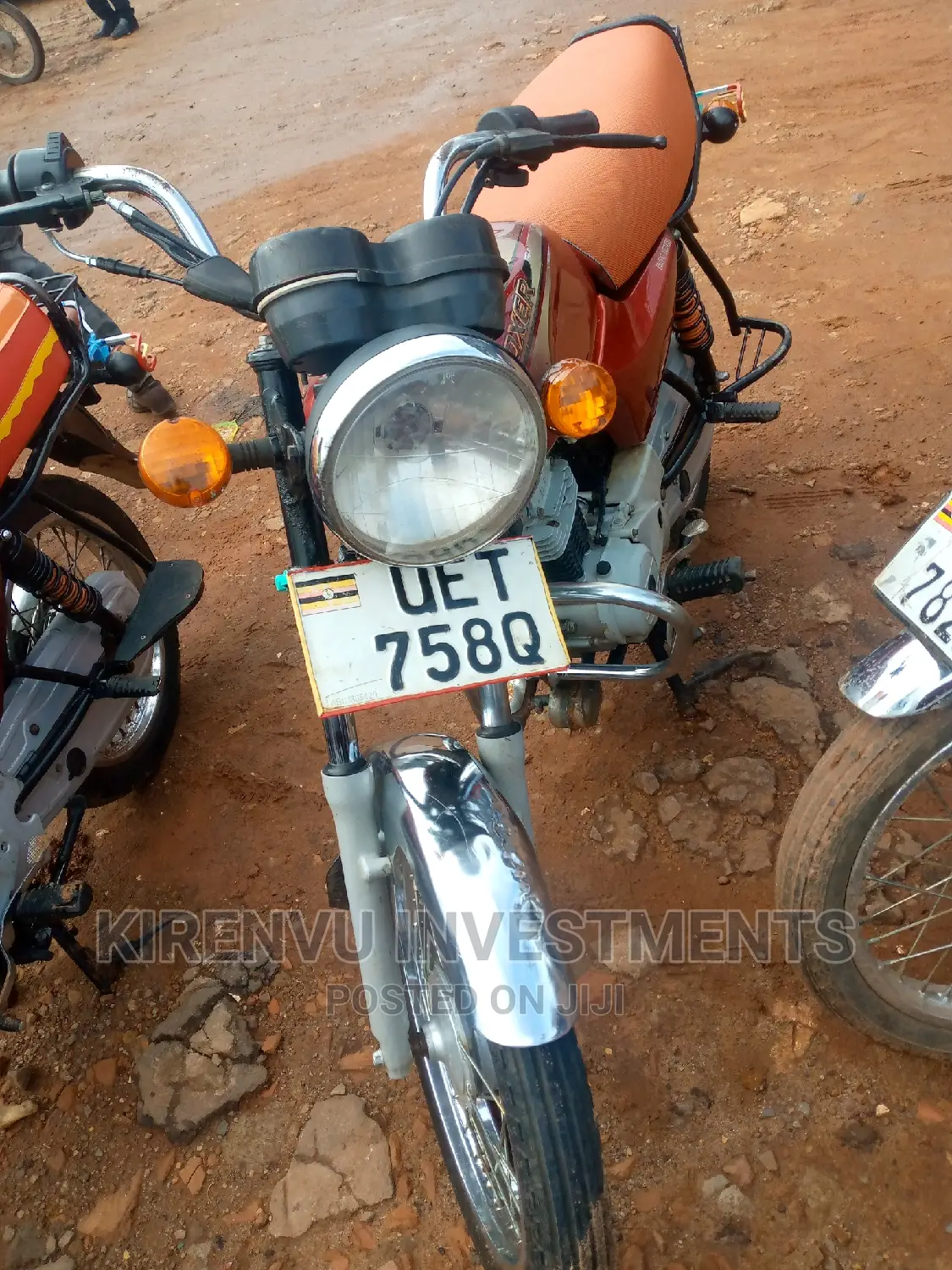 Bajaj Boxer 100 2016 Red