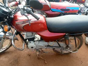 Bajaj Boxer 100 2017 Red