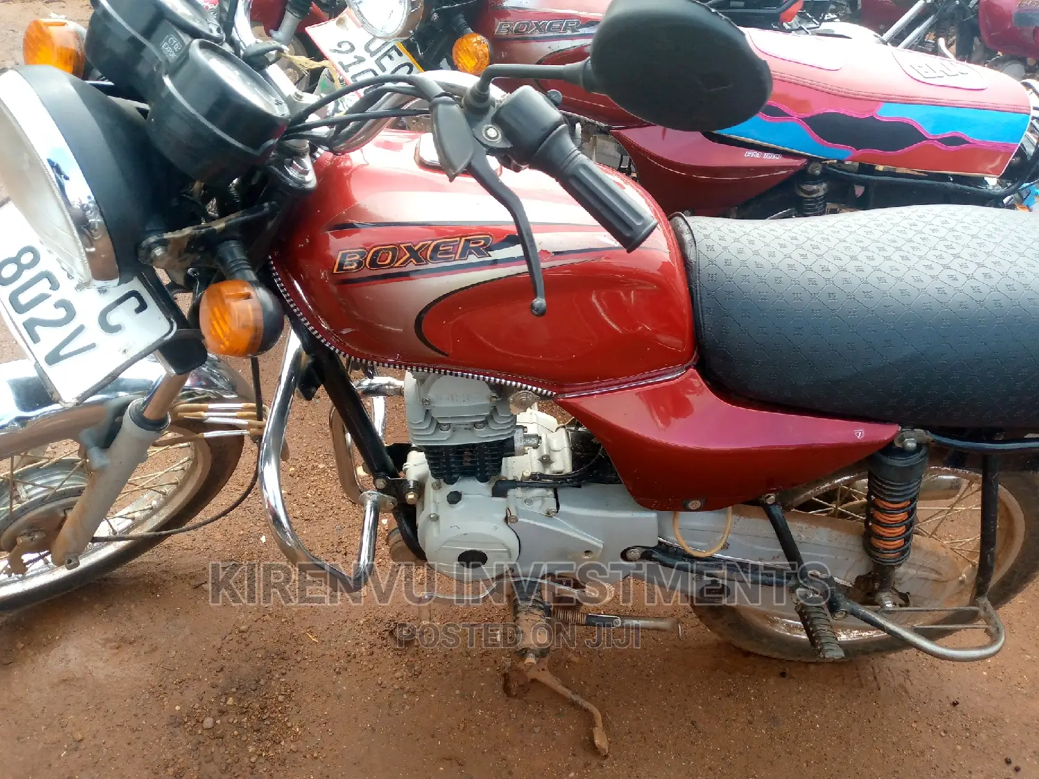 Bajaj Boxer 100 2017 Red