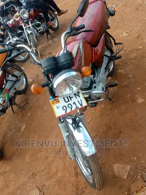 Bajaj Boxer 100 2018 Red