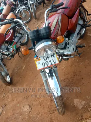 Bajaj Boxer 100 2018 Red