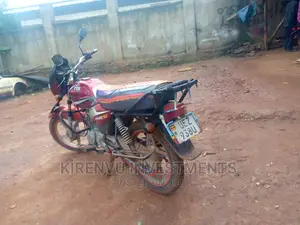 TVS HLX 125 2017 Red