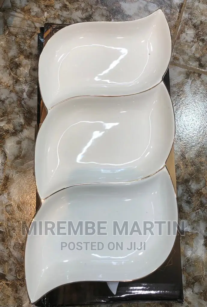 Dinner Plate Leaf