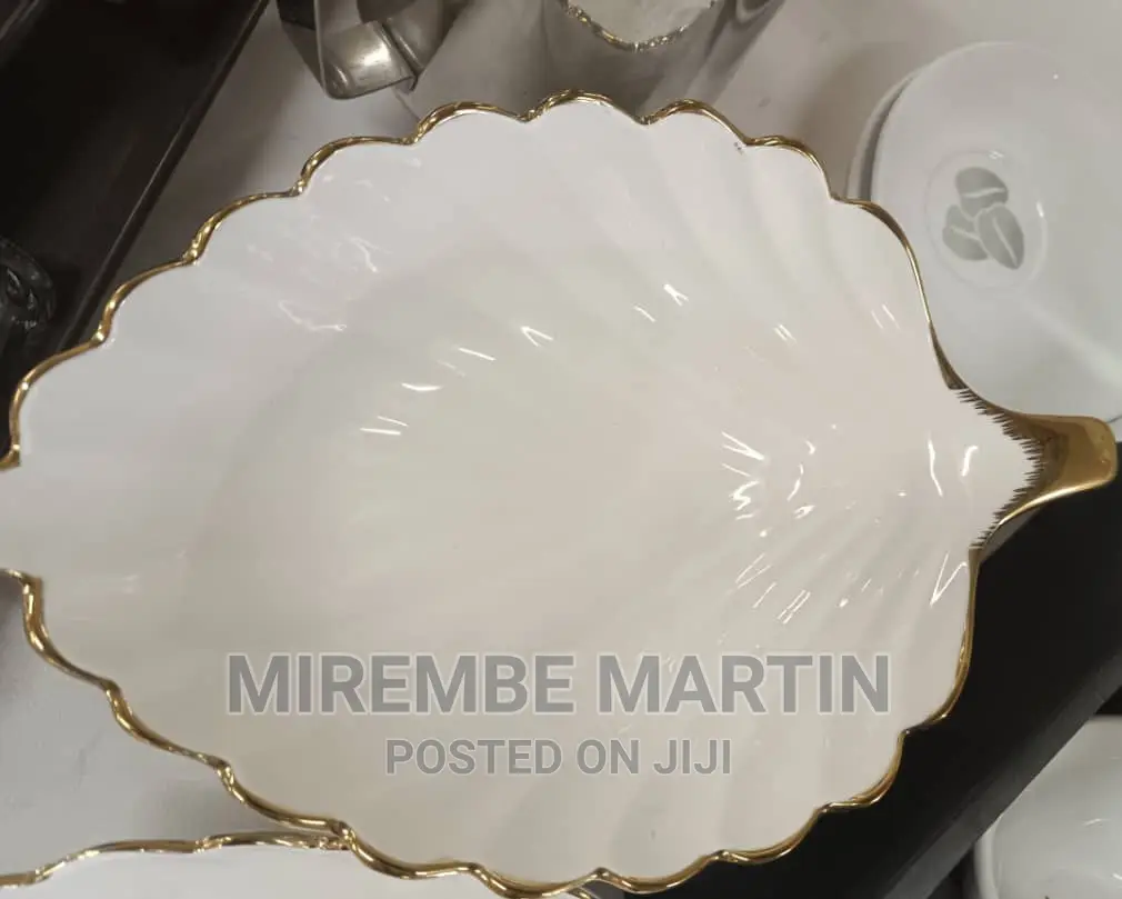 White Leaf Shaped Plate