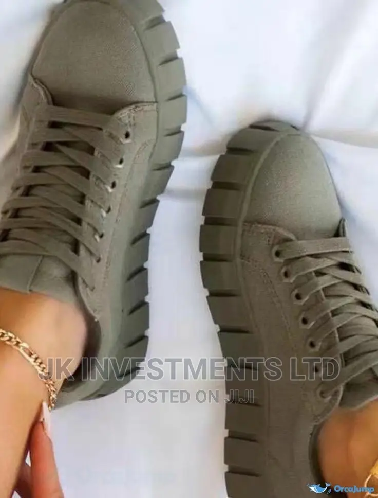 Ladies Sneakers
