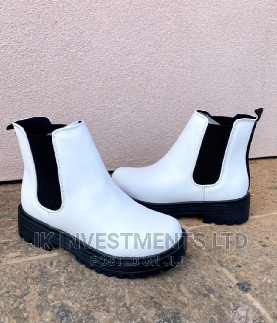 Ladies Boots