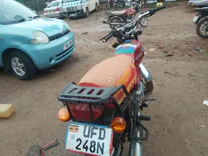 Bajaj Boxer 2020 Red