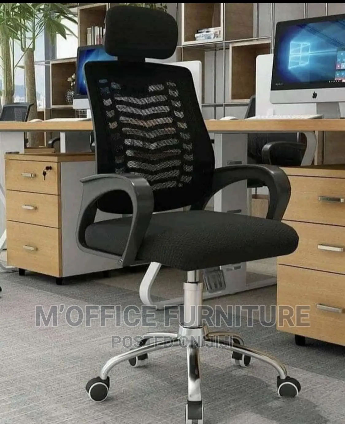 Rotating Office Chairs With Headrest