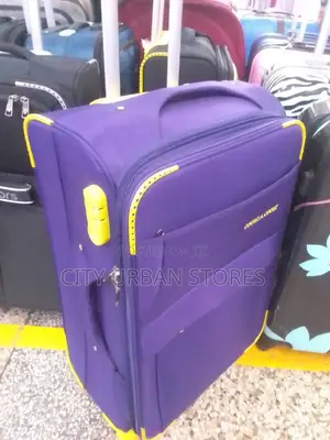Coeur a Coeura Suitcases