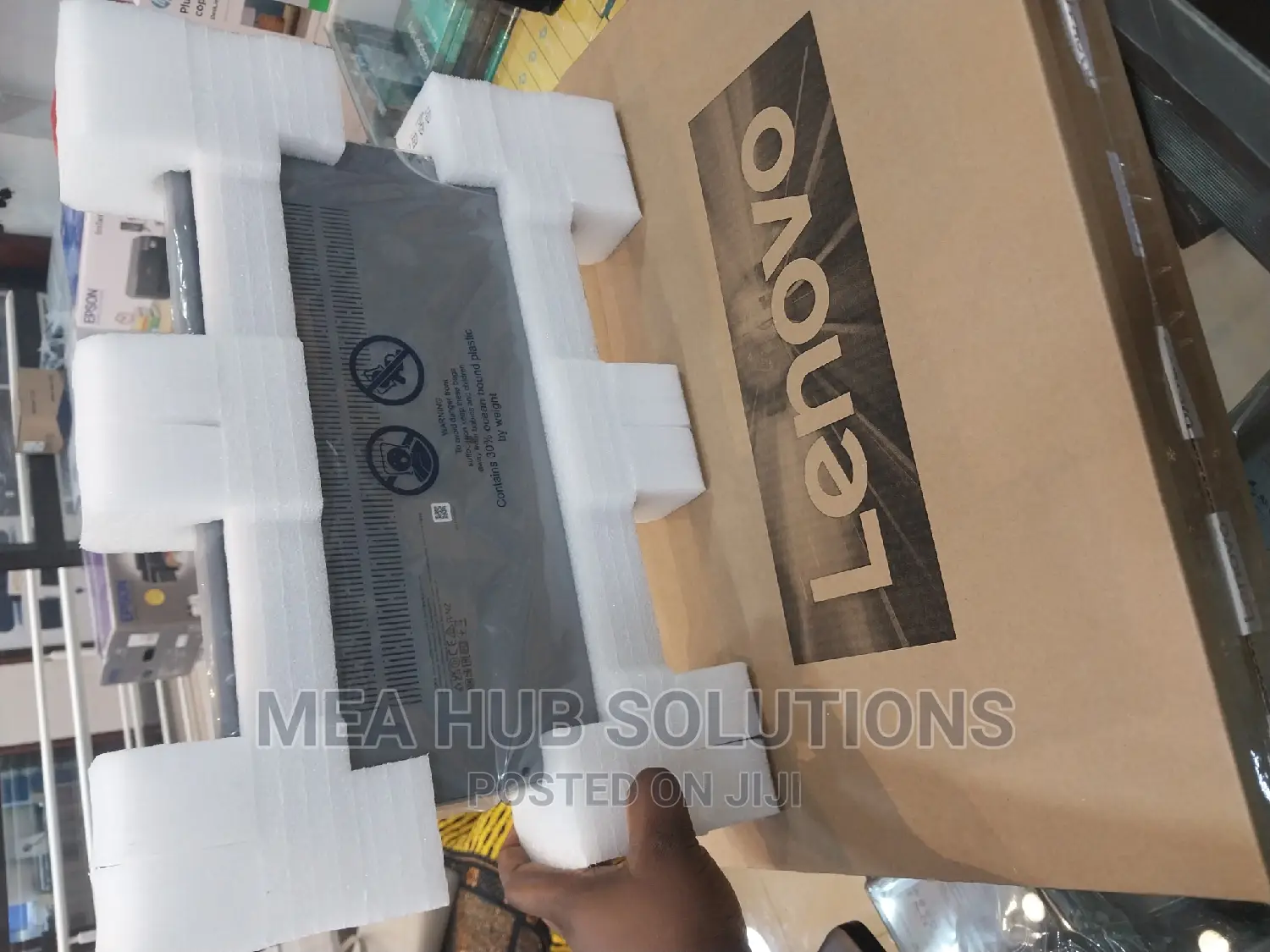New Laptop Lenovo IdeaPad 1 4GB Intel SSD 256GB