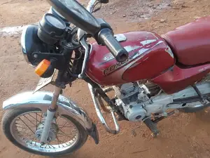 Bajaj Boxer 100 2018 Red