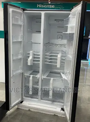 Hisense Side by Side Refrigerator 670L With Mirror Finish
