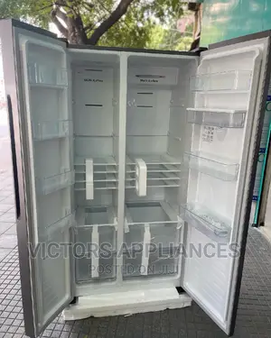 Hisense 670liters Side by Side Refrigerator With Dispenser