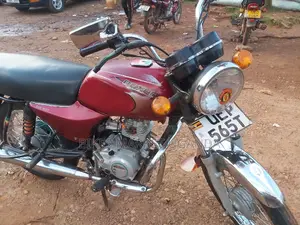 Bajaj Boxer 2018 Red