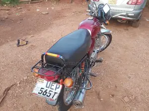 Bajaj Boxer 2018 Red