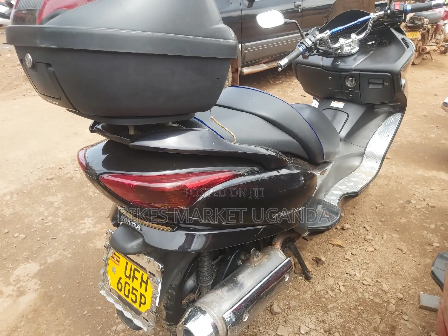 Honda Forza 2022 Black