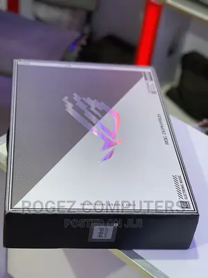 New Laptop Asus ROG Strix SCAR Edition 16GB Intel Core I9 SSD 1T