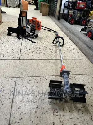 HONDA GARDEN WEEDER /Garden Tiller and Brushcutter