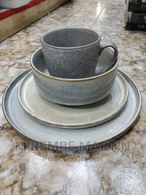 Dinnerware Set
