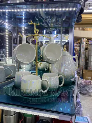 Cups Holder