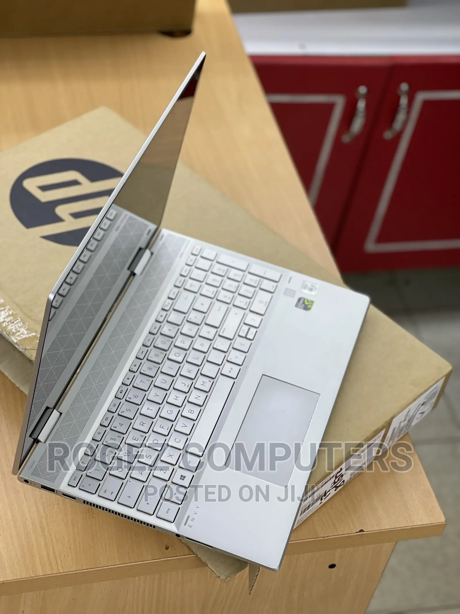 New Laptop HP Envy X360 15-Cp0013nr 16GB Intel Core I5 SSD 512GB