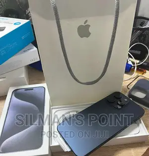 New Apple iPhone 15 Pro 256 GB Black