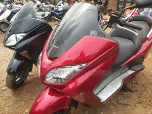 New Honda Forza 2022 Red