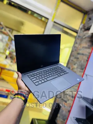 Laptop Dell Precision 5530 16GB Intel Core I7 SSD 512GB