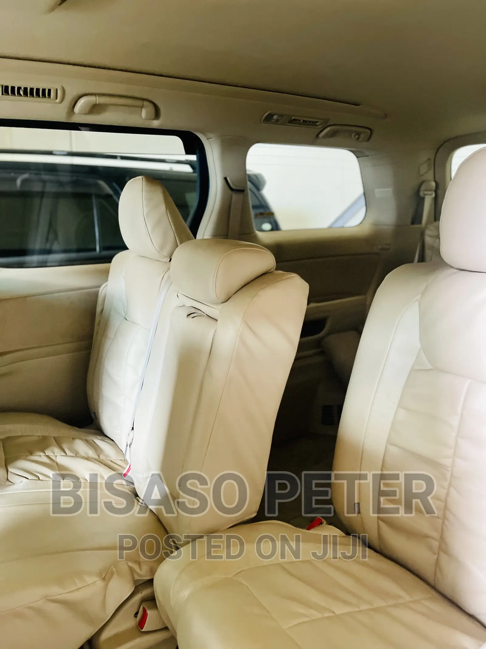 Toyota Vellfire 2009 White