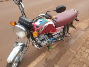 Bajaj Boxer 100 2007 Red