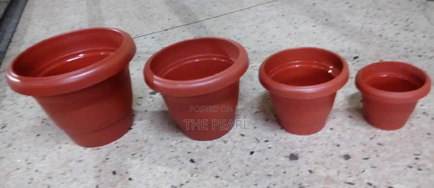 Plastic Round Flower Pots